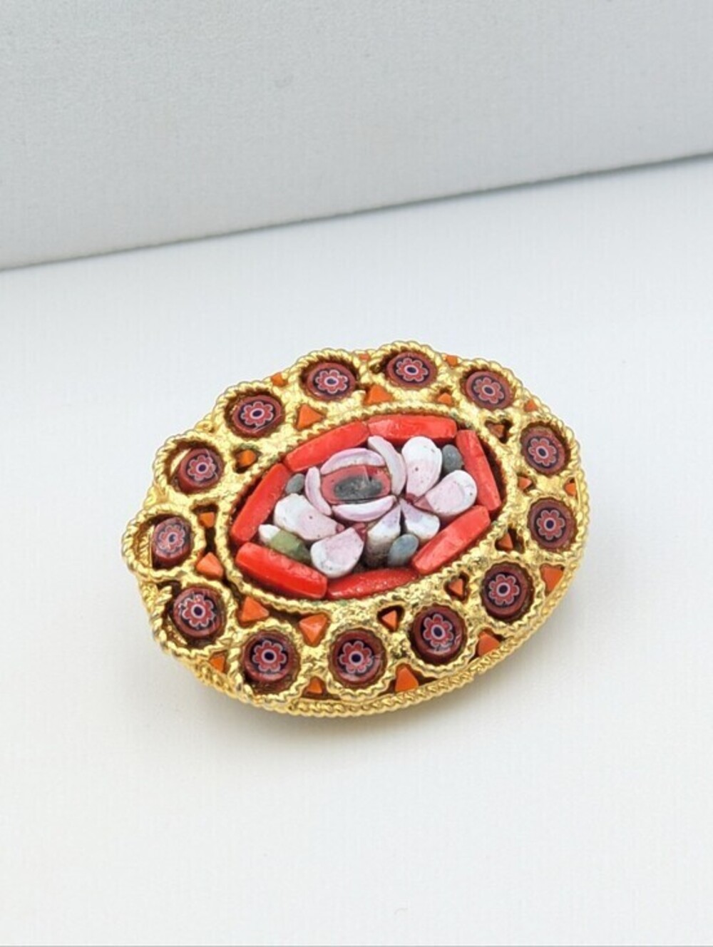 Vintage glass micro mosaic floral flowers oval intricate brooch pin